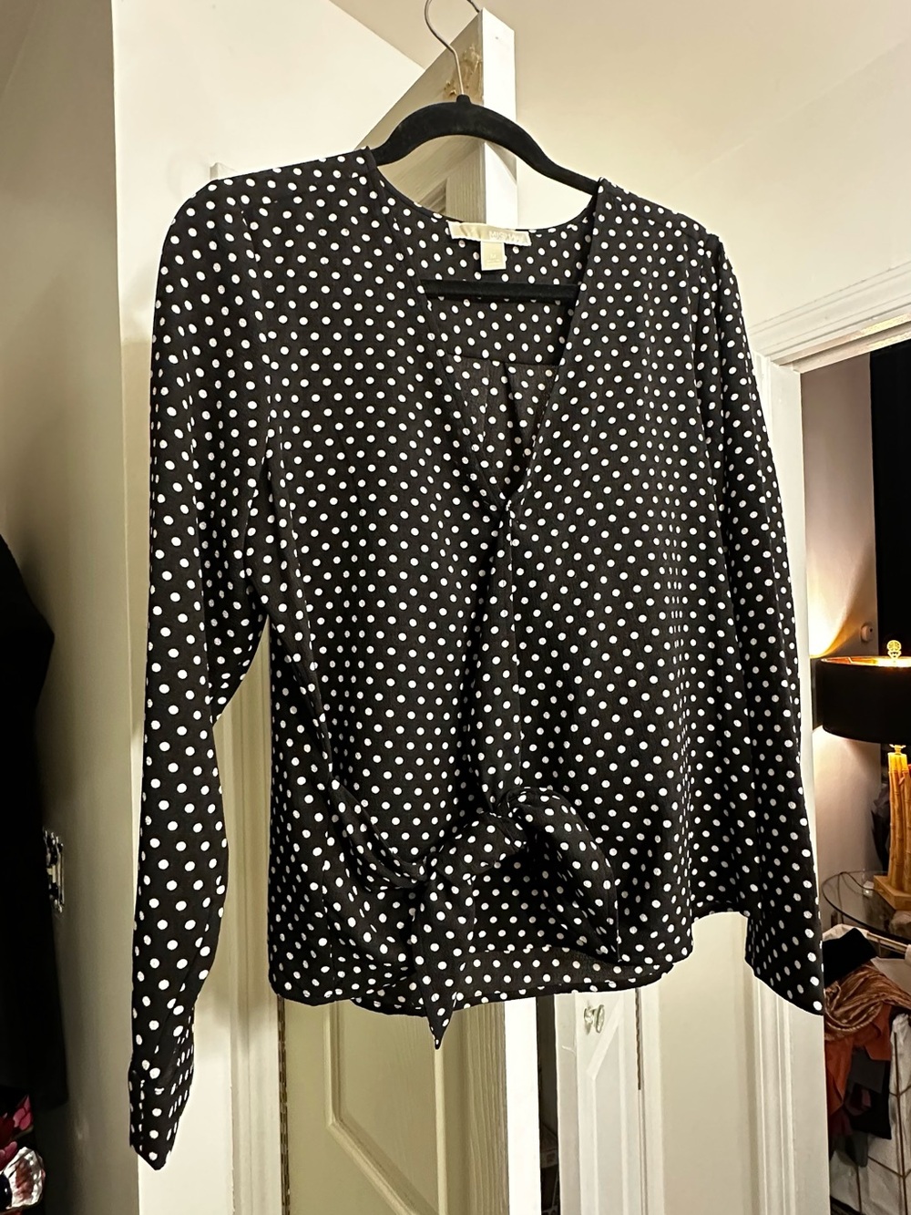 Michael Kors M black & white top